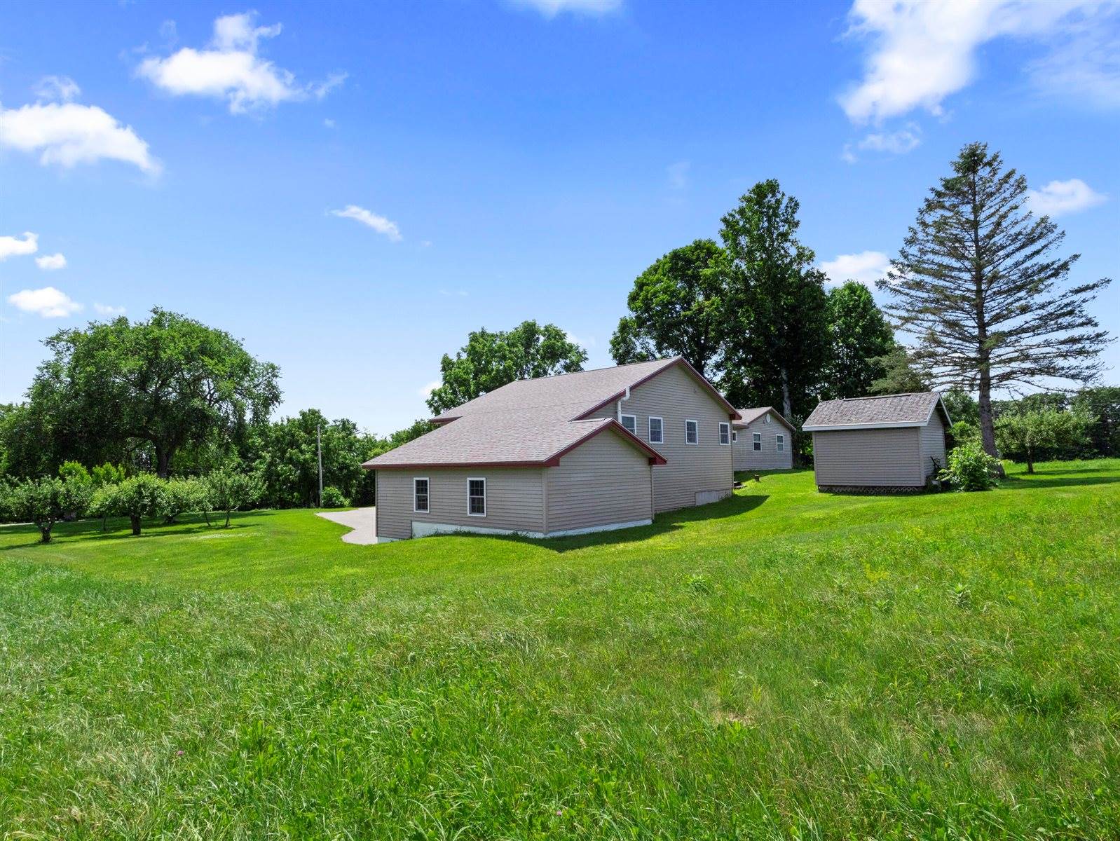 356 Range Road, Atkinson, ME 04426