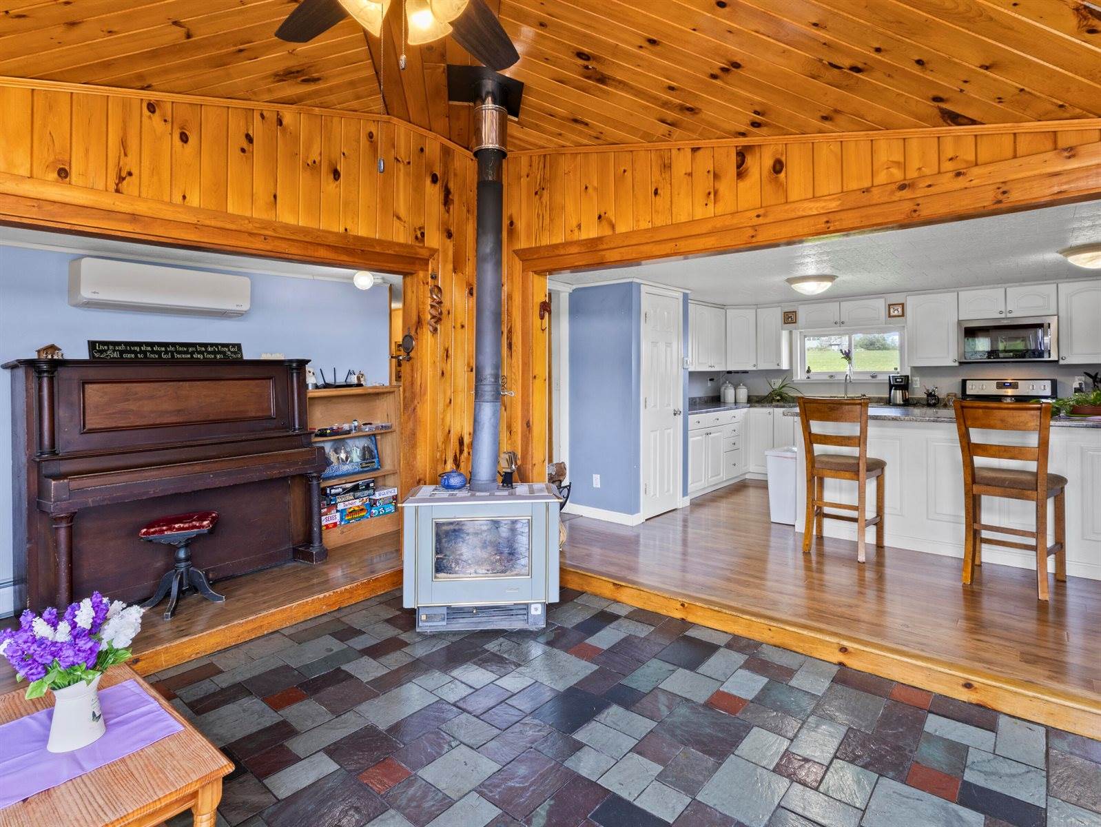 356 Range Road, Atkinson, ME 04426