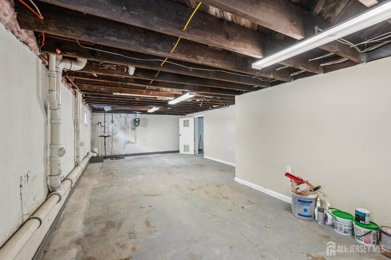 14 Fountain Street, East Brunswick, NJ 08816