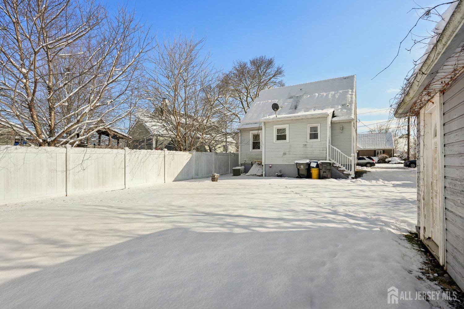 14 Fountain Street, East Brunswick, NJ 08816