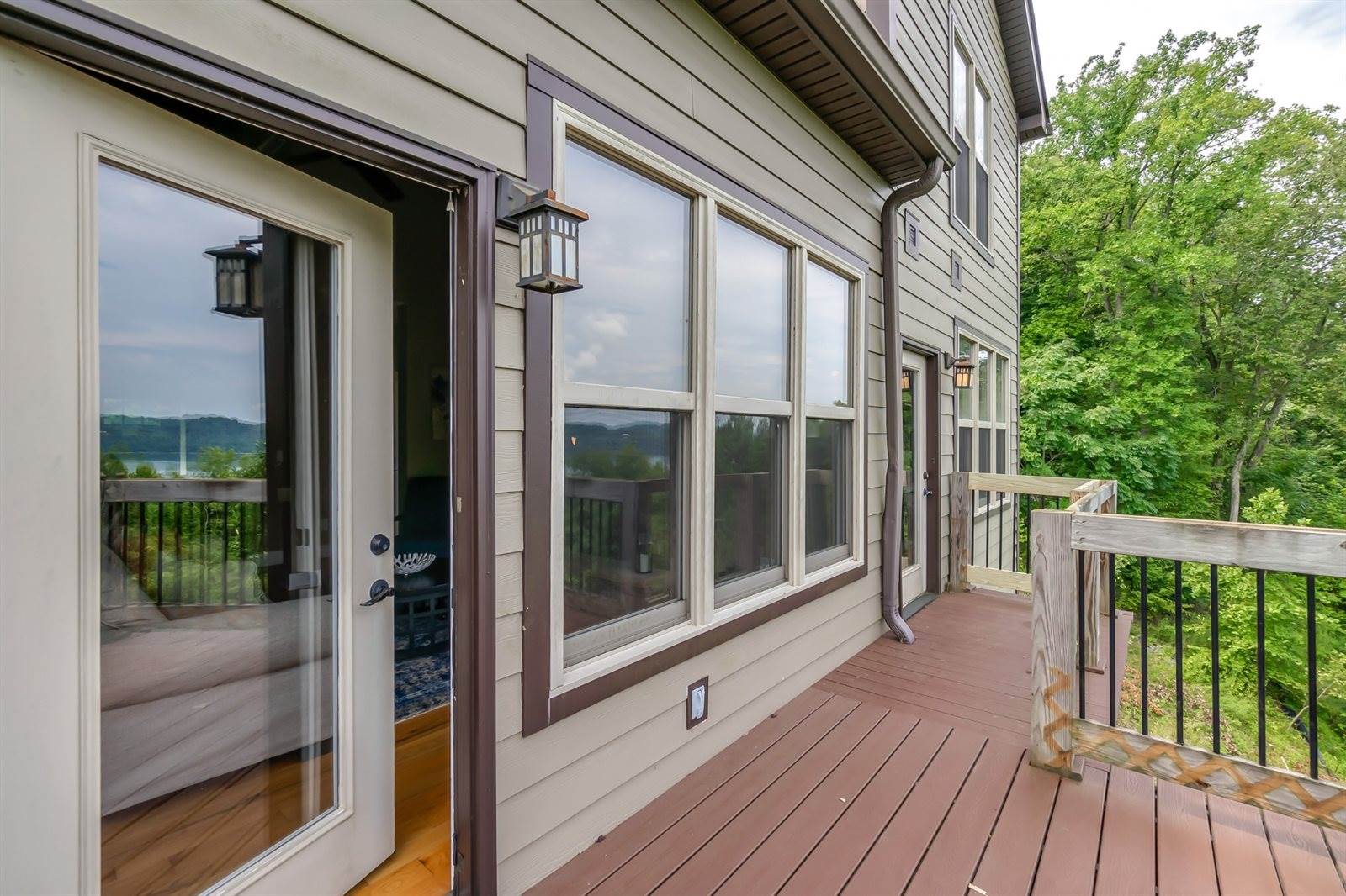 320 Floating Mill Rd, Silver Point, TN 38582