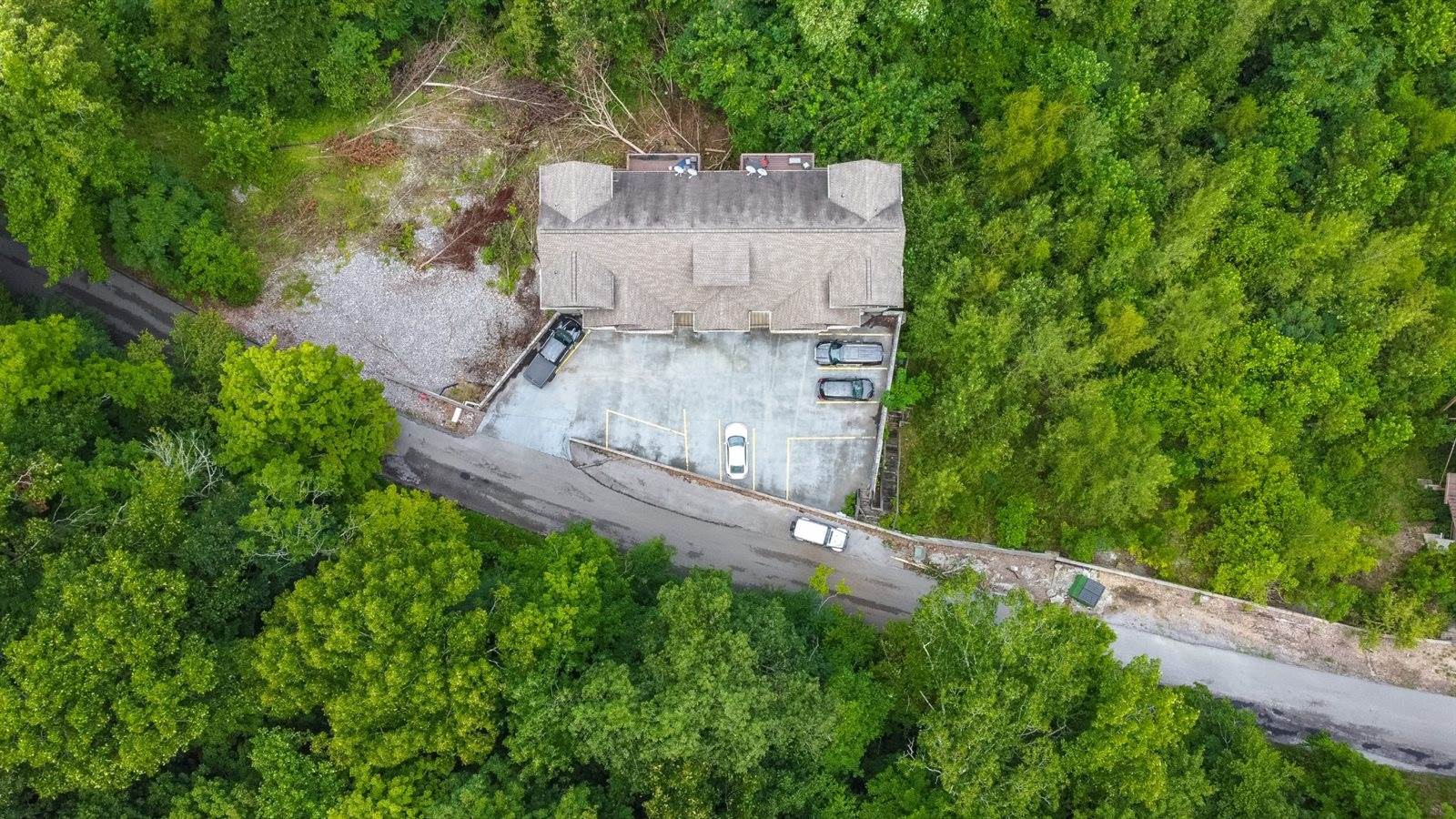 320 Floating Mill Rd, Silver Point, TN 38582