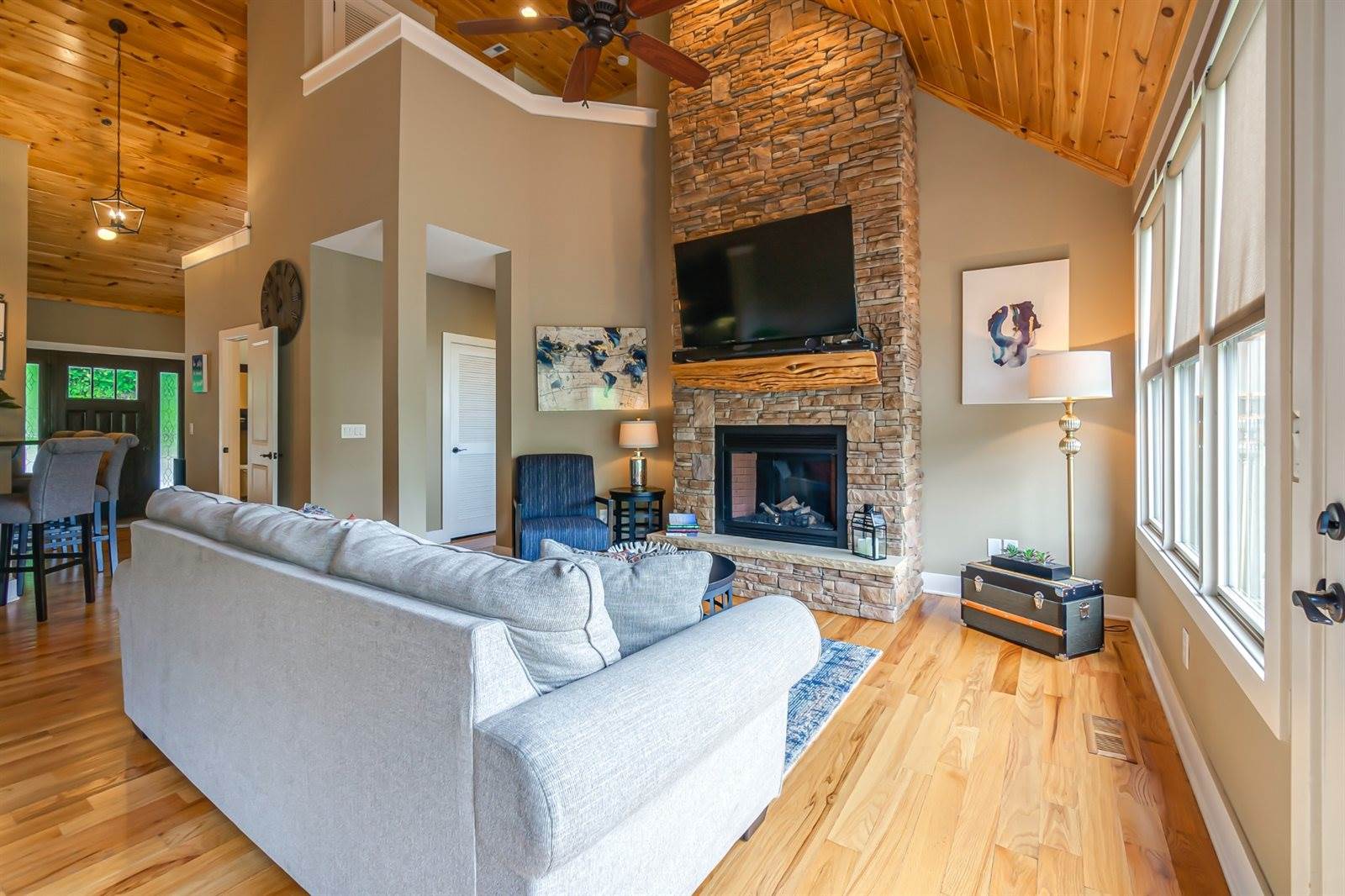 320 Floating Mill Rd, Silver Point, TN 38582