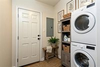 5067 Alrose Ave, Memphis, TN 38117