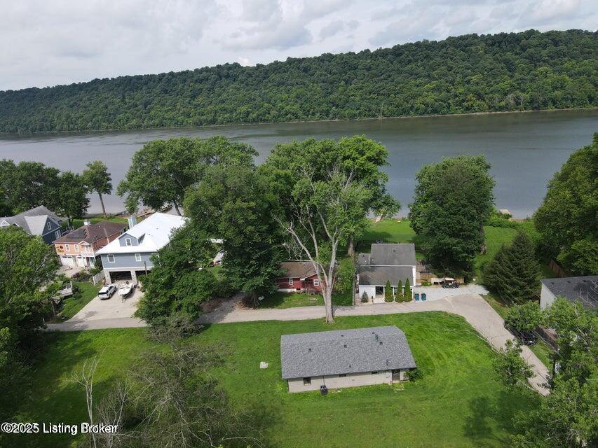 6320 Jefferson St, Westport, KY 40077