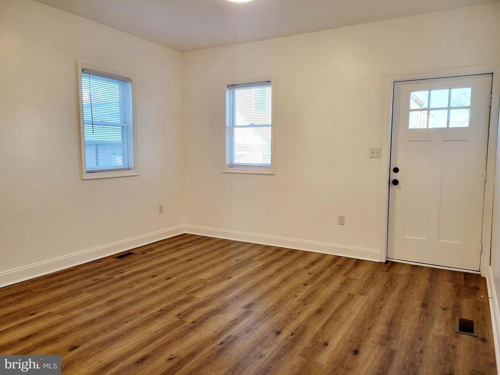 452 North Loudoun Street, #102, Winchester, VA 22601