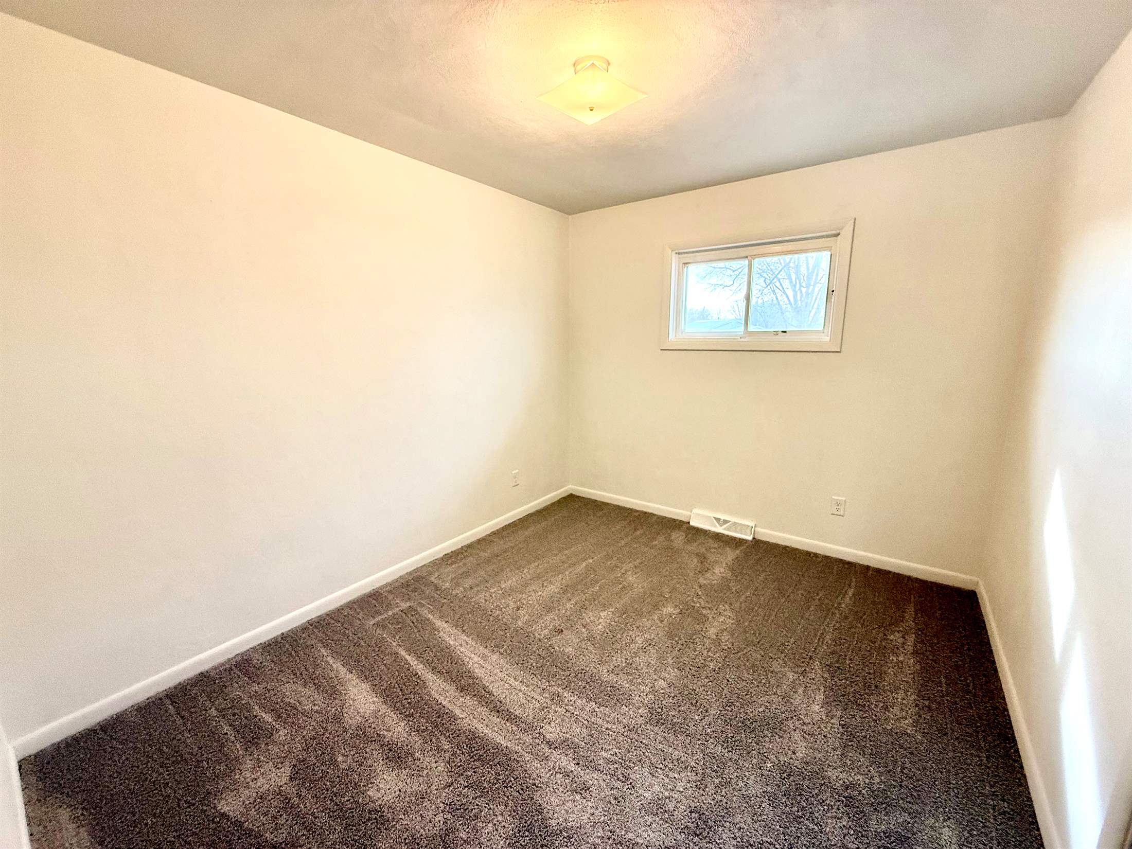 1426 Kings Crt, Colona, IL 61241