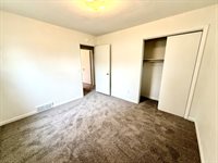 1426 Kings Crt, Colona, IL 61241