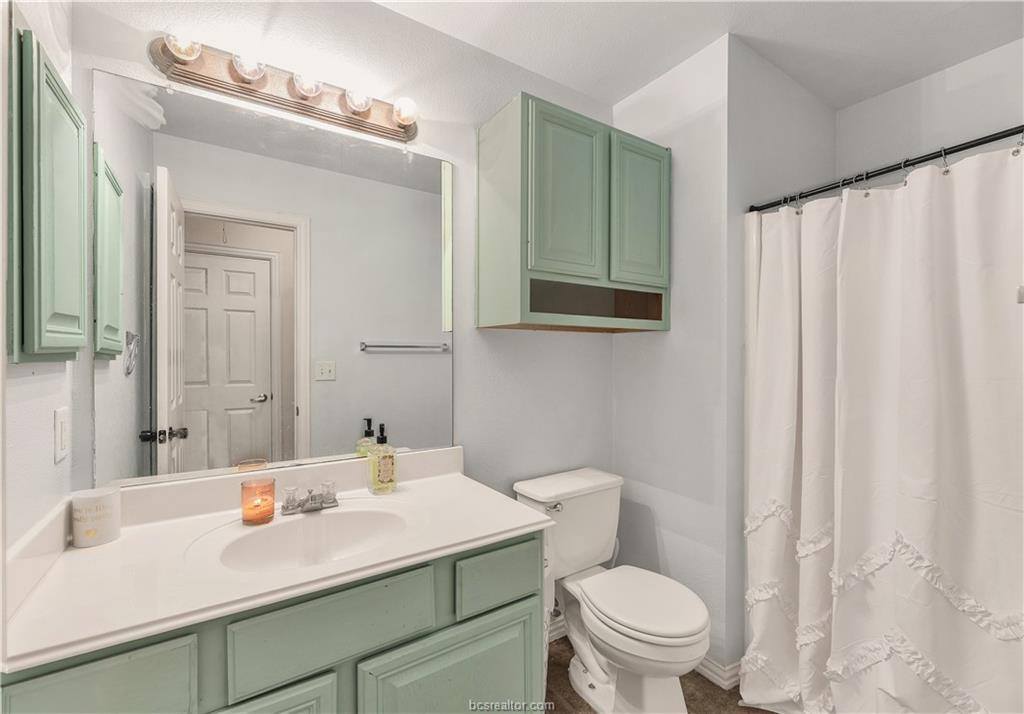 1001 Krenek Tap Road, #304, College Station, TX 77840