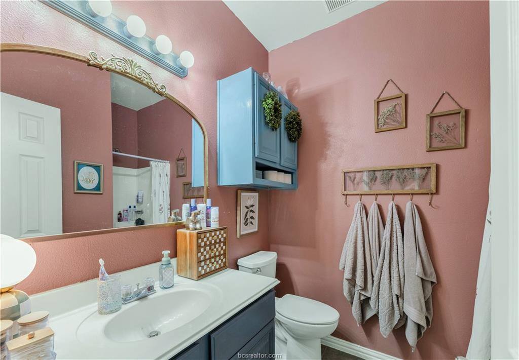 1001 Krenek Tap Road, #304, College Station, TX 77840