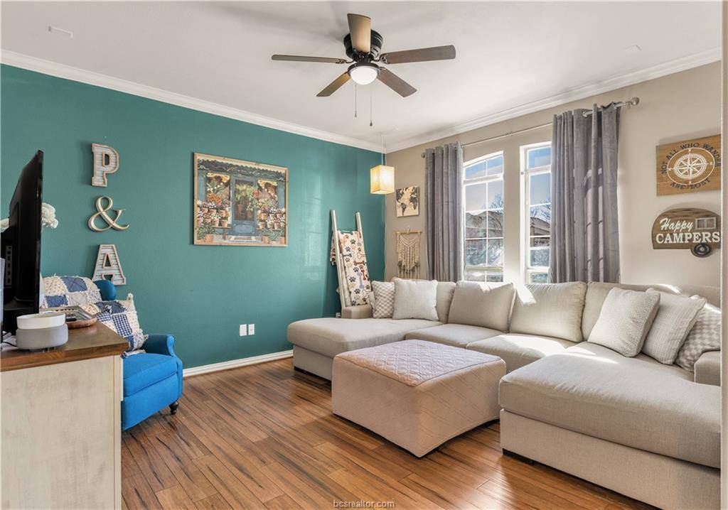 1001 Krenek Tap Road, #304, College Station, TX 77840