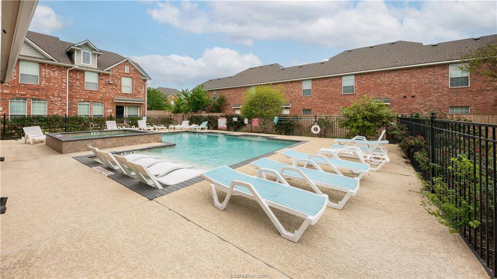 1001 Krenek Tap Road, #304, College Station, TX 77840