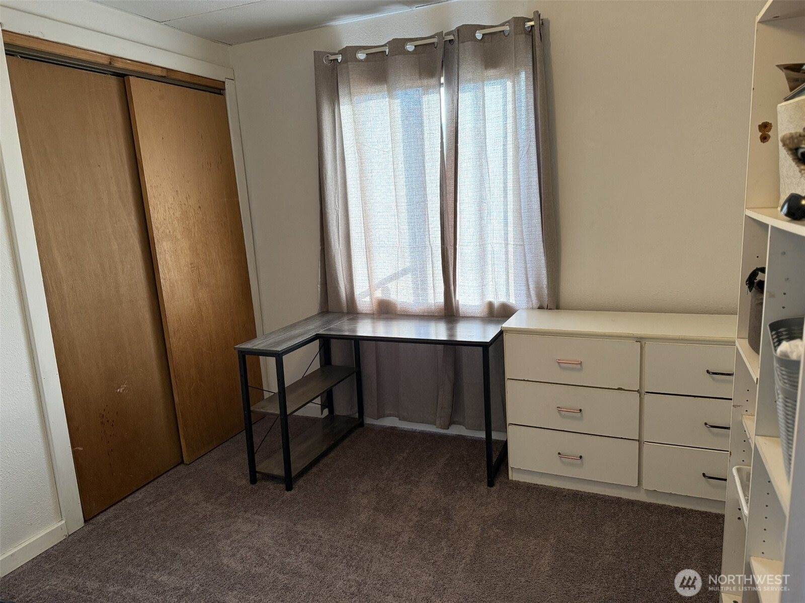 319 East Section Street, Mount Vernon, WA 98273