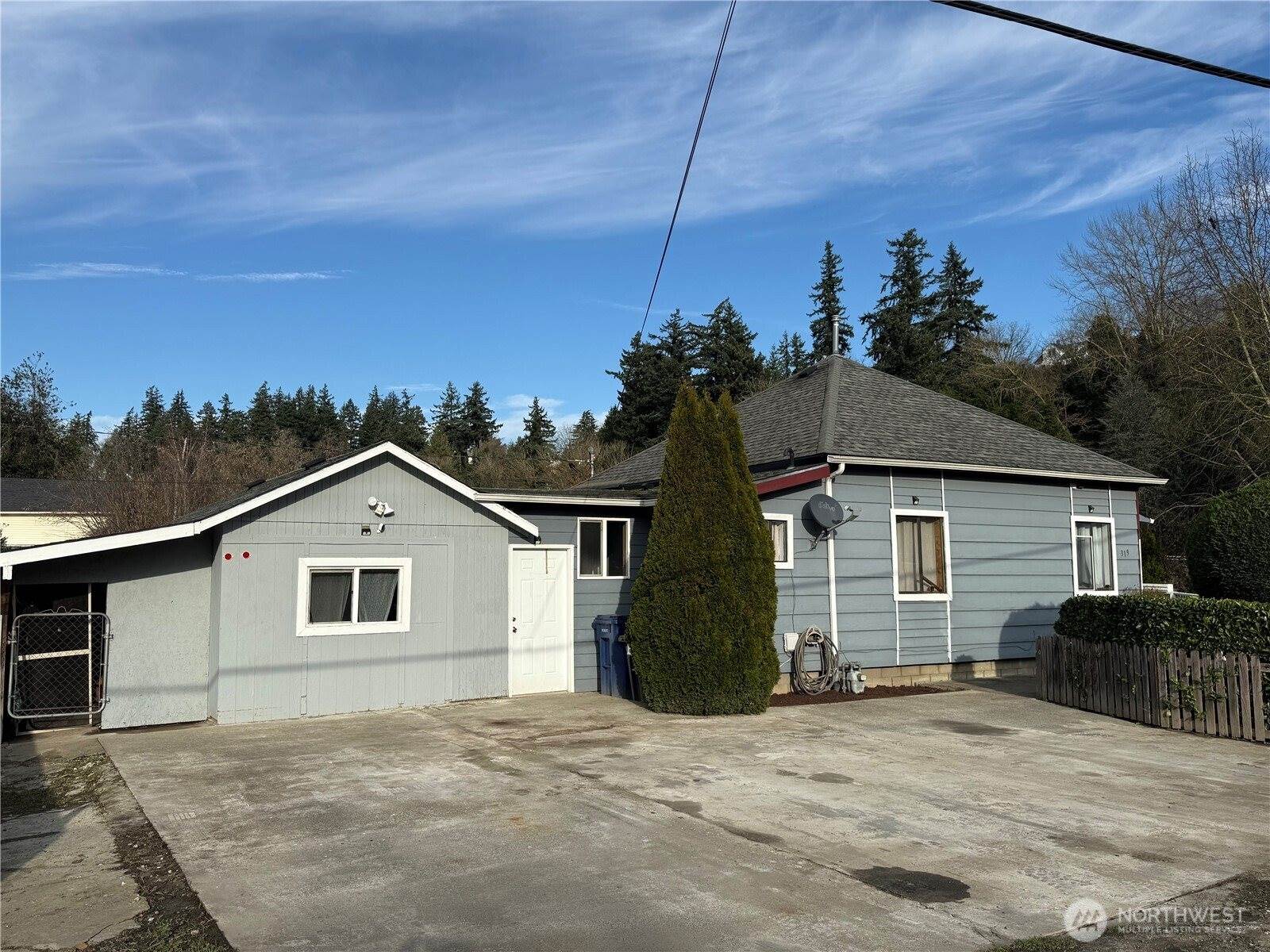 319 East Section Street, Mount Vernon, WA 98273