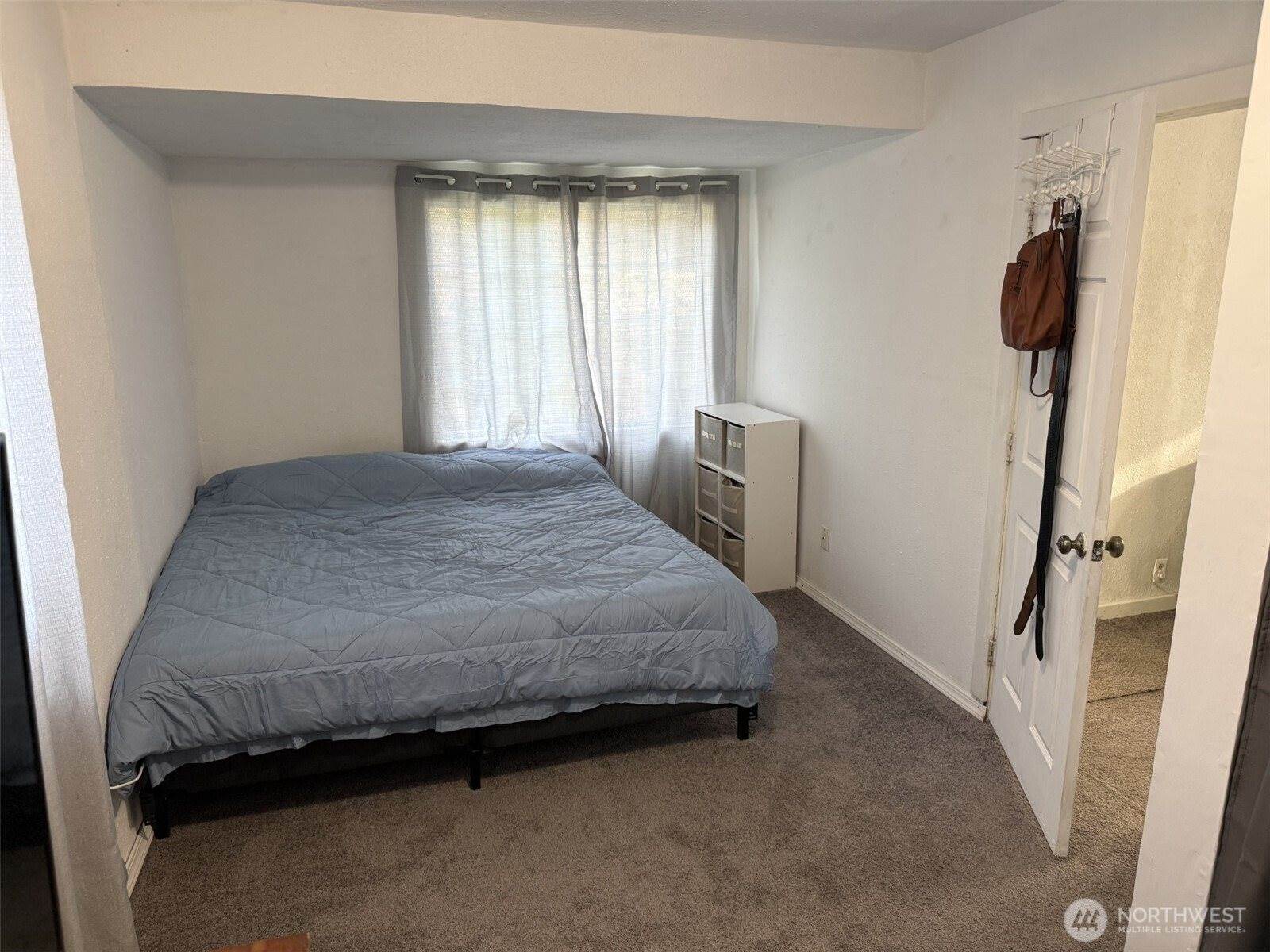 319 East Section Street, Mount Vernon, WA 98273