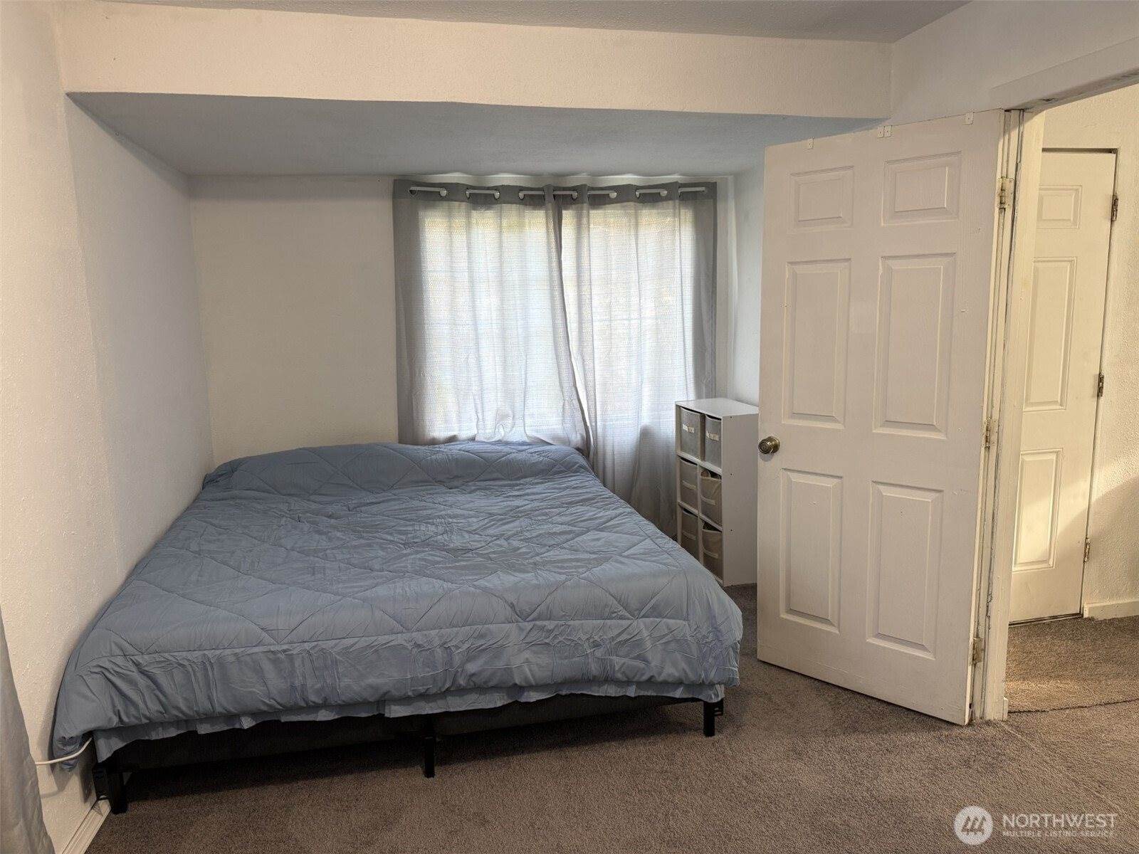 319 East Section Street, Mount Vernon, WA 98273