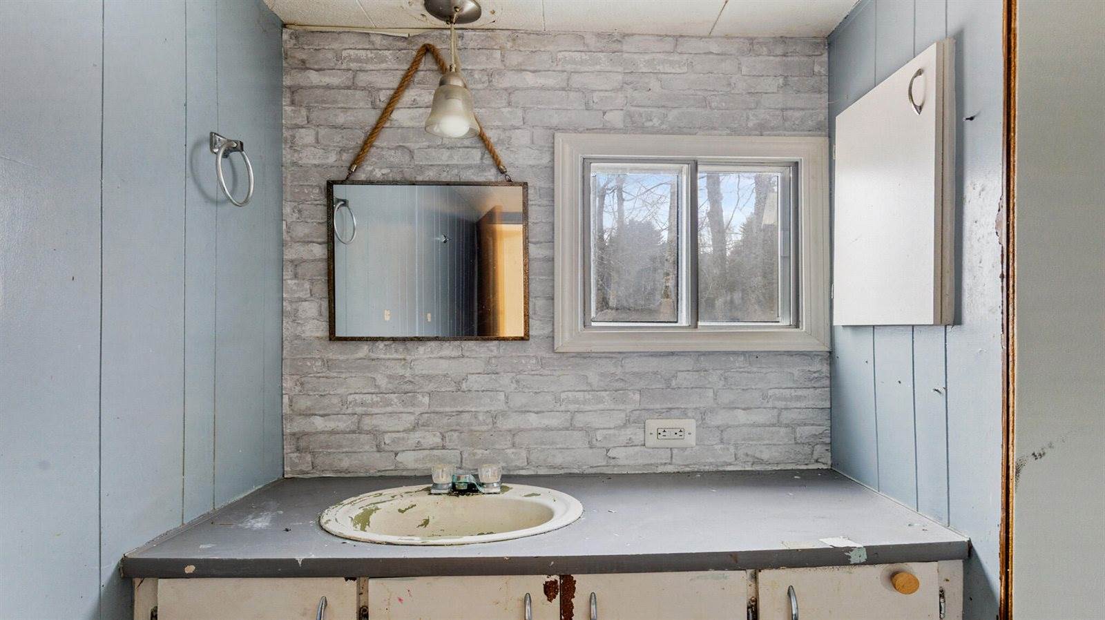 282 Gary Moore Road, Ellsworth, ME 04605