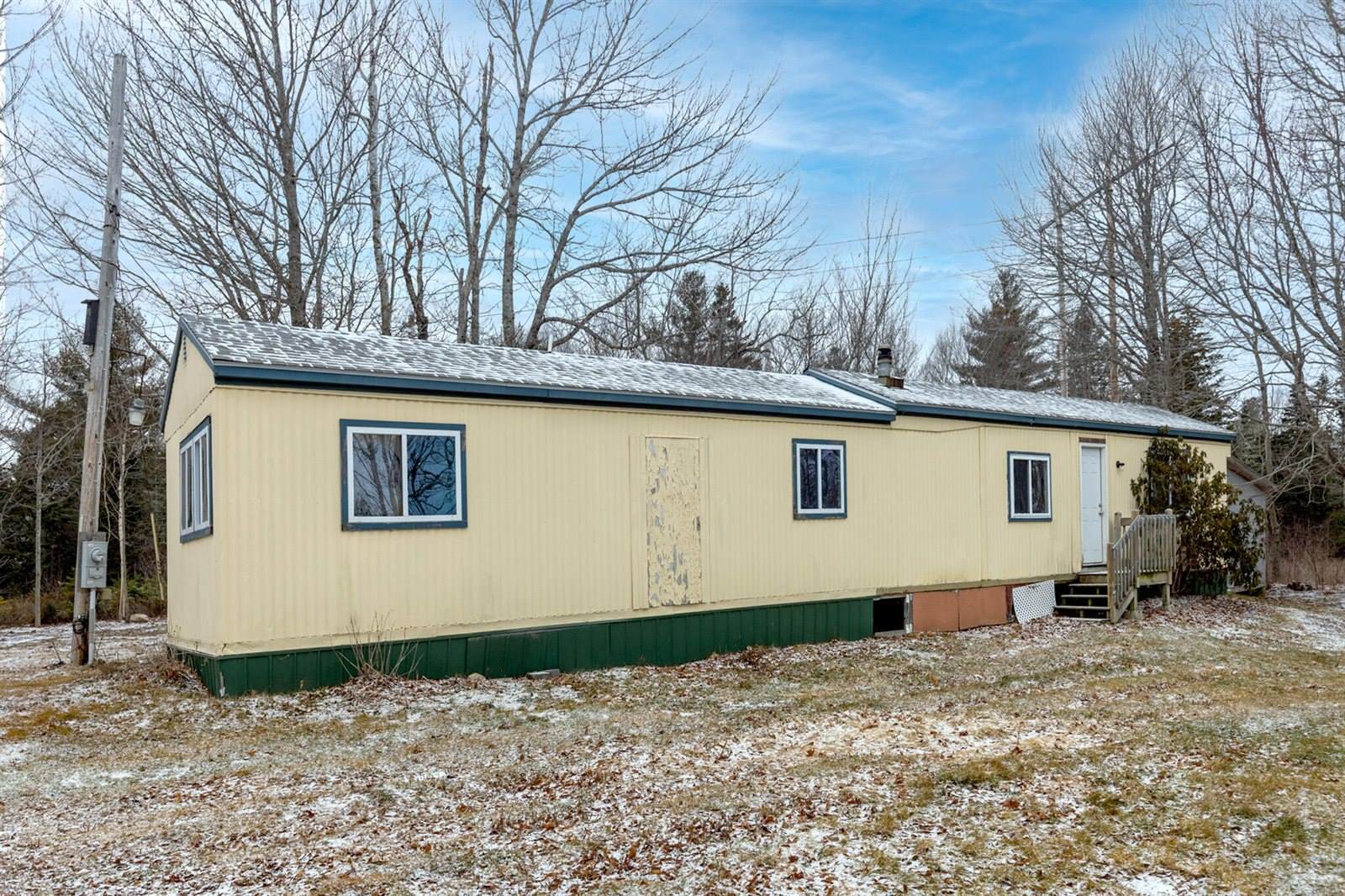 282 Gary Moore Road, Ellsworth, ME 04605