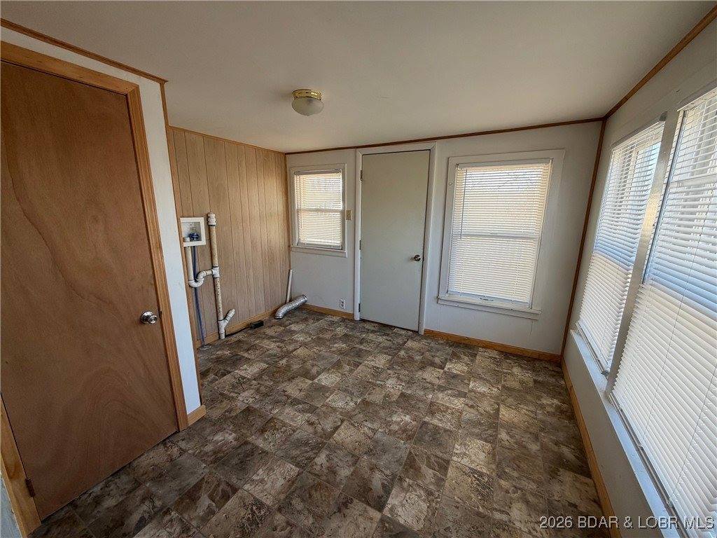 23130 Salley Drive, Warsaw, MO 65355