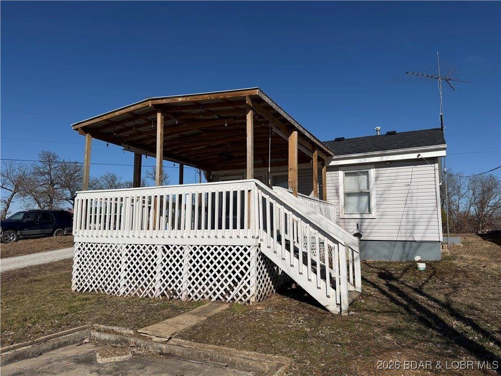 23130 Salley Drive, Warsaw, MO 65355