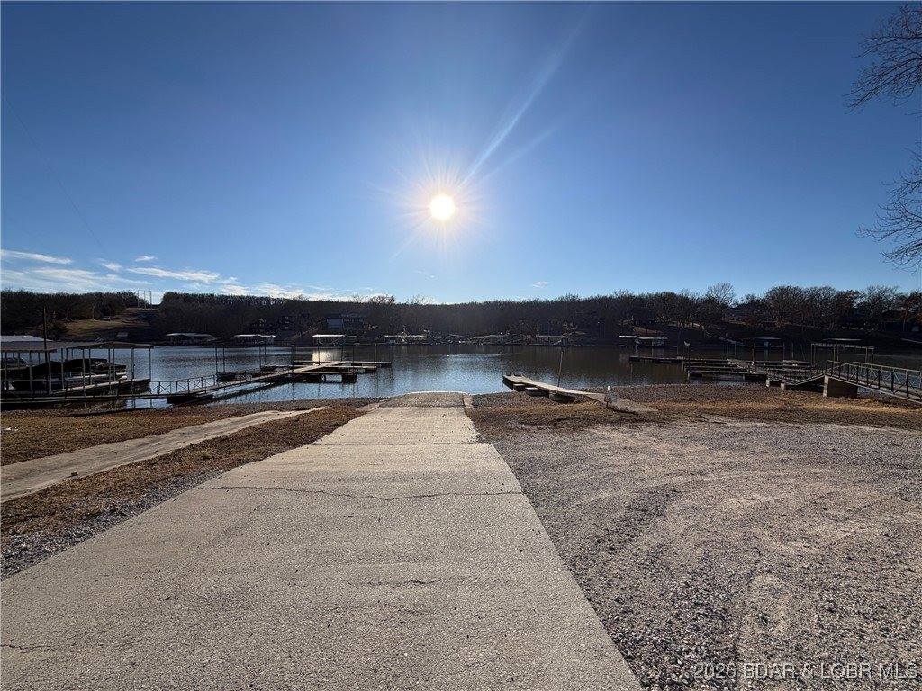 23130 Salley Drive, Warsaw, MO 65355