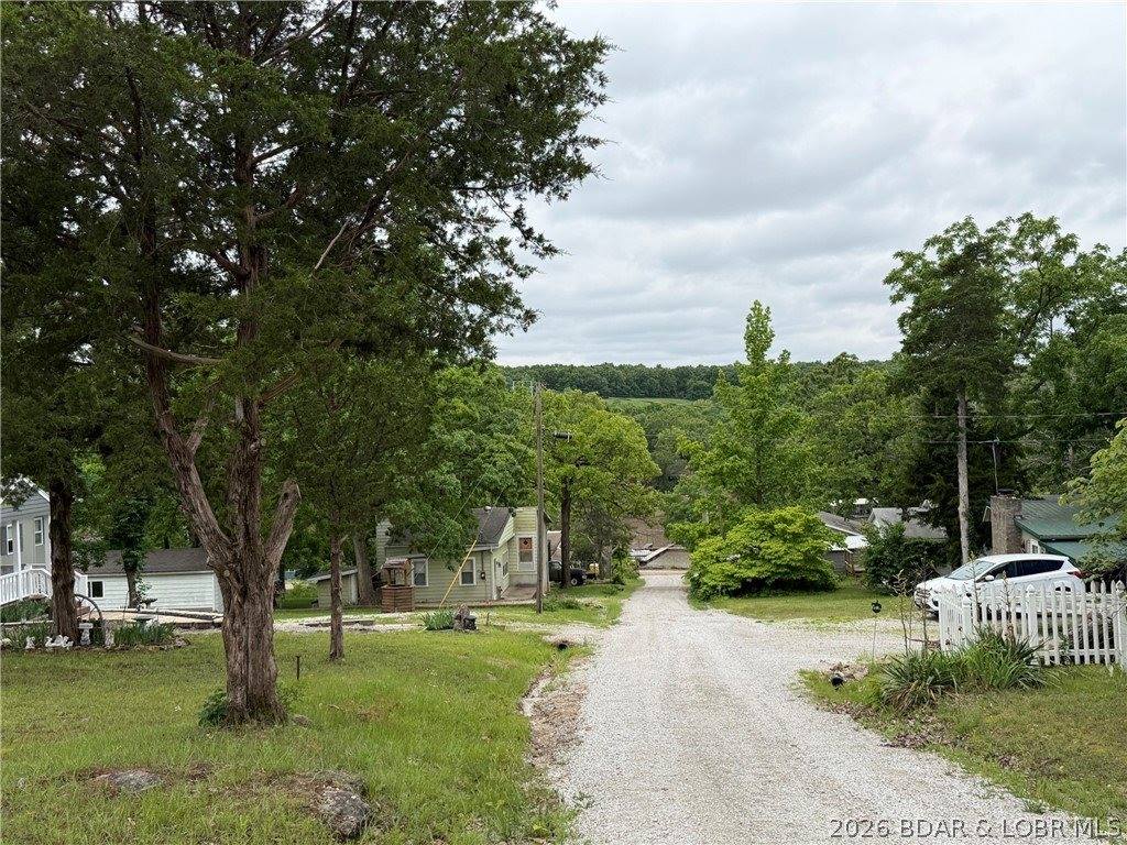 23130 Salley Drive, Warsaw, MO 65355