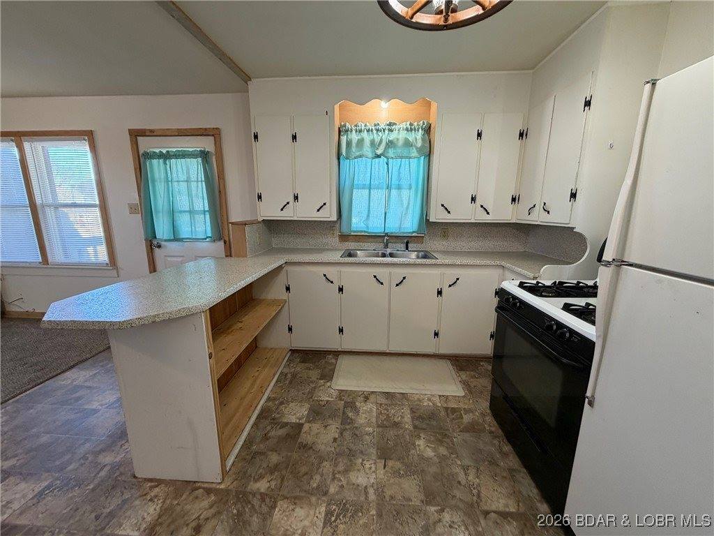 23130 Salley Drive, Warsaw, MO 65355