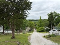 23130 Salley Drive, Warsaw, MO 65355
