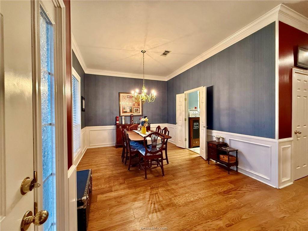 4764 Tiffany Park Circle, Bryan, TX 77802