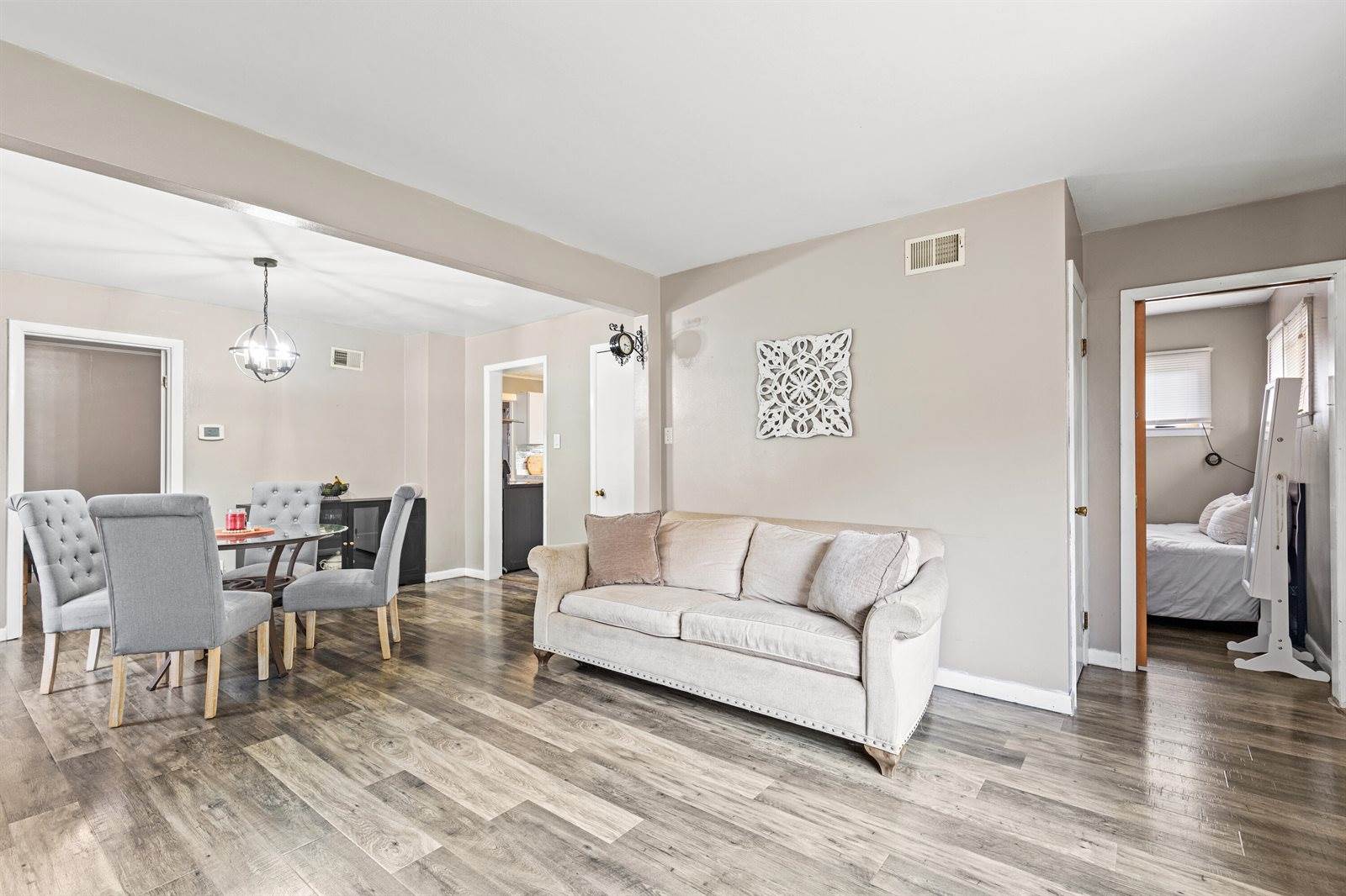 2352 South 79th St, West Allis, WI 53219