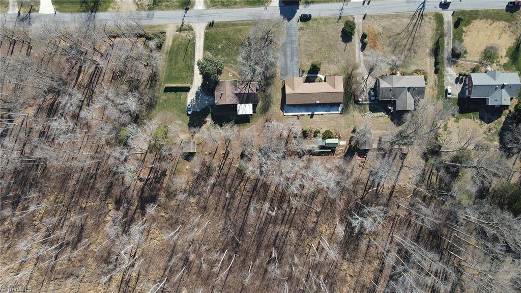 1055 Whispering Pines Drive, Kernersville, NC 27284