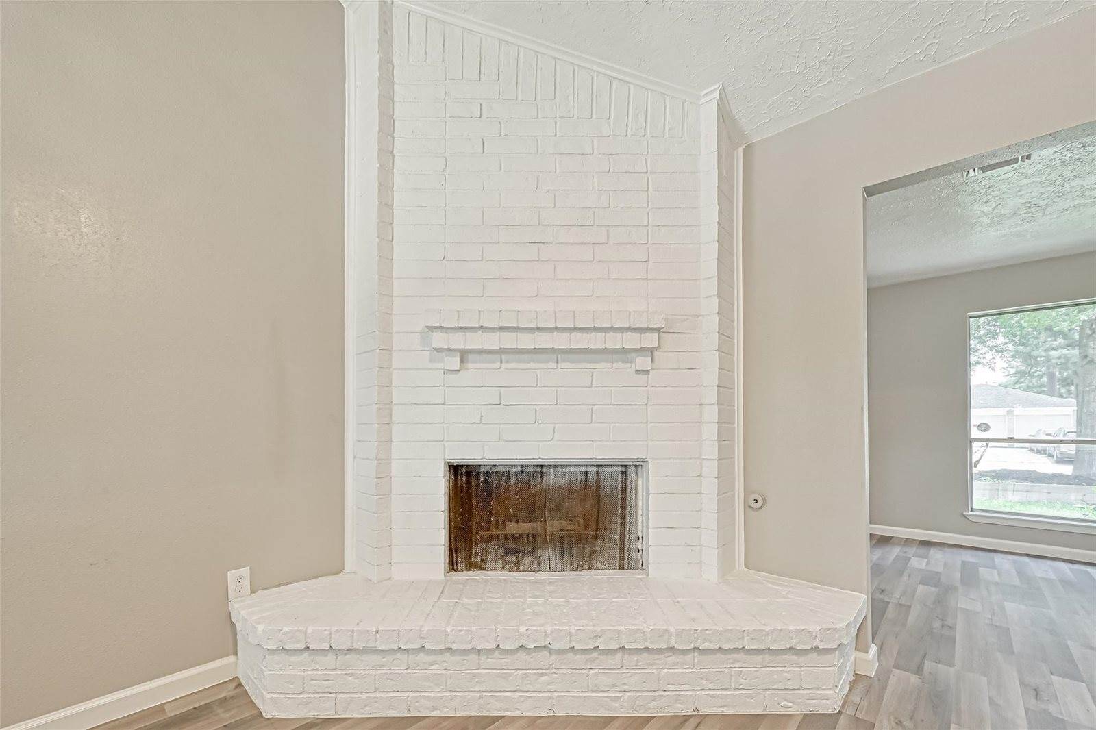 3527 Acorn Springs Lane, Spring, TX 77389