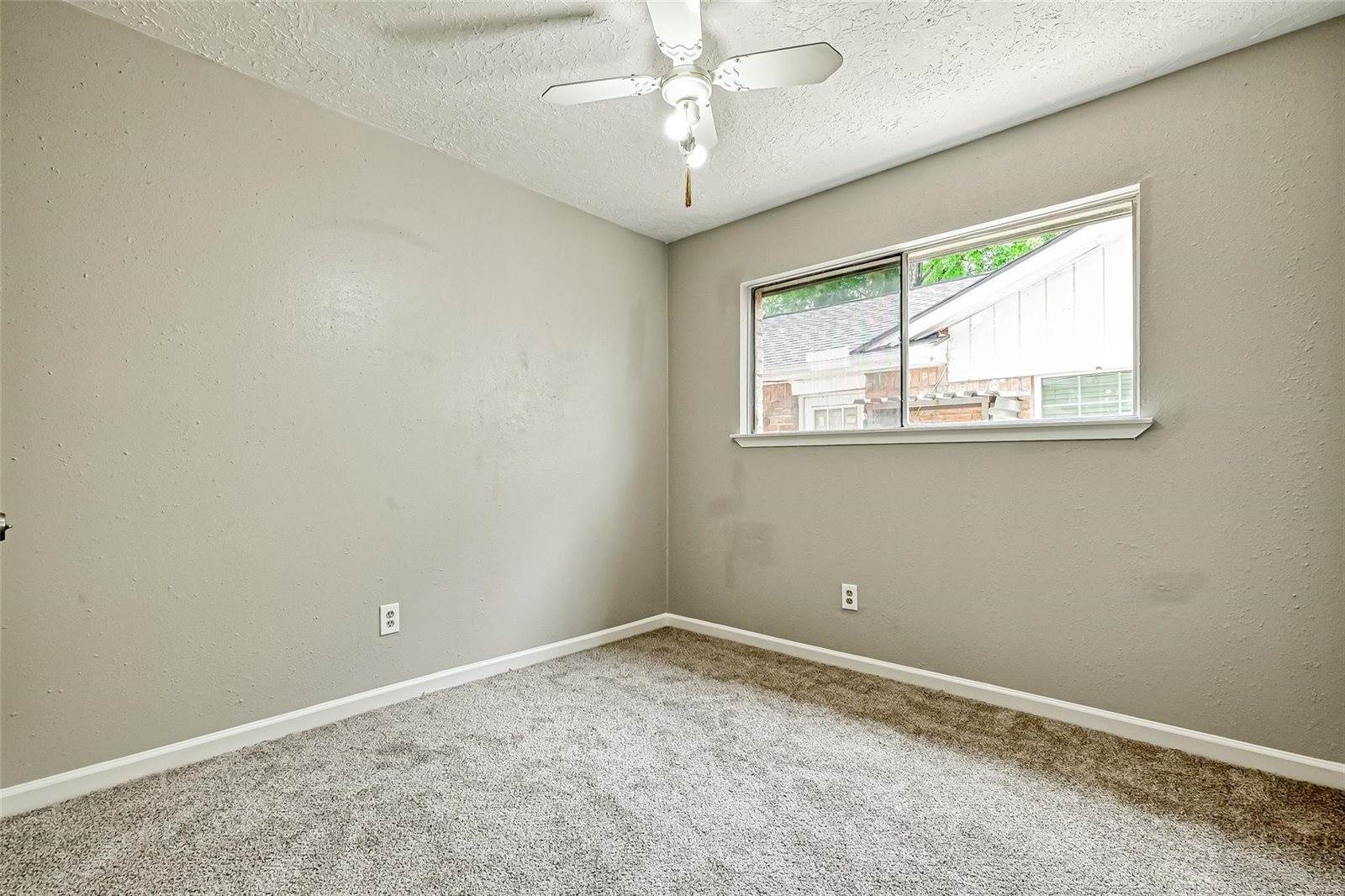 3527 Acorn Springs Lane, Spring, TX 77389