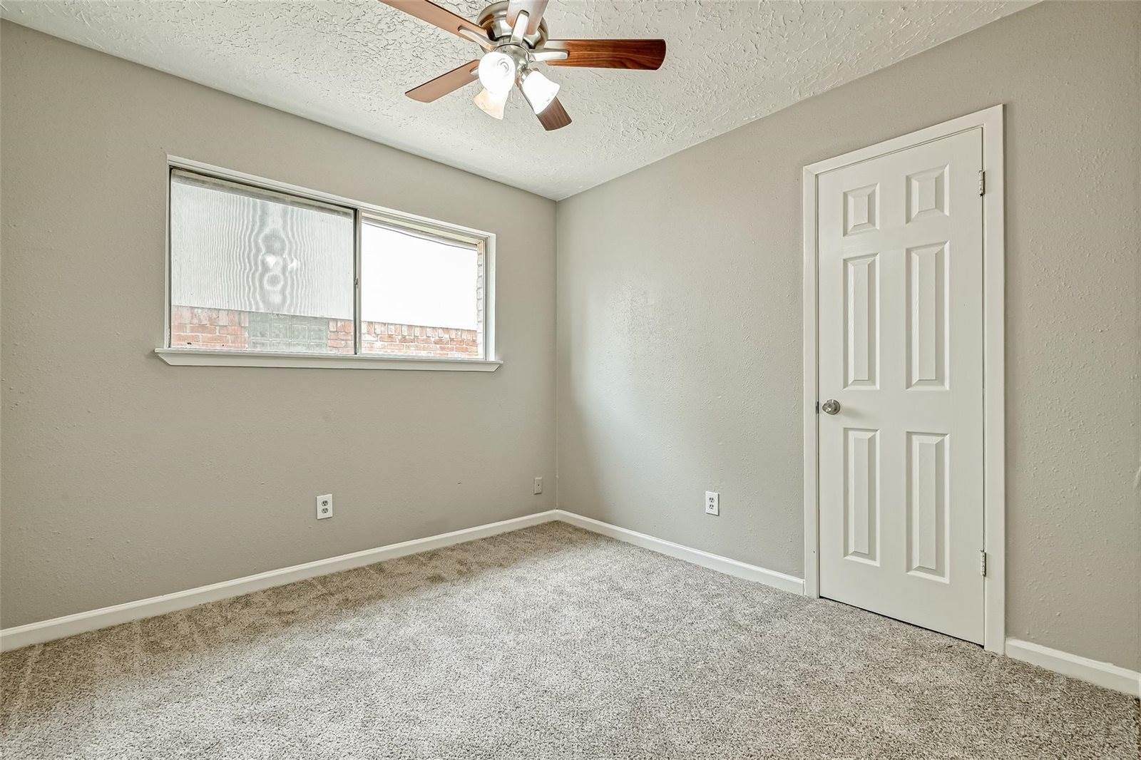 3527 Acorn Springs Lane, Spring, TX 77389