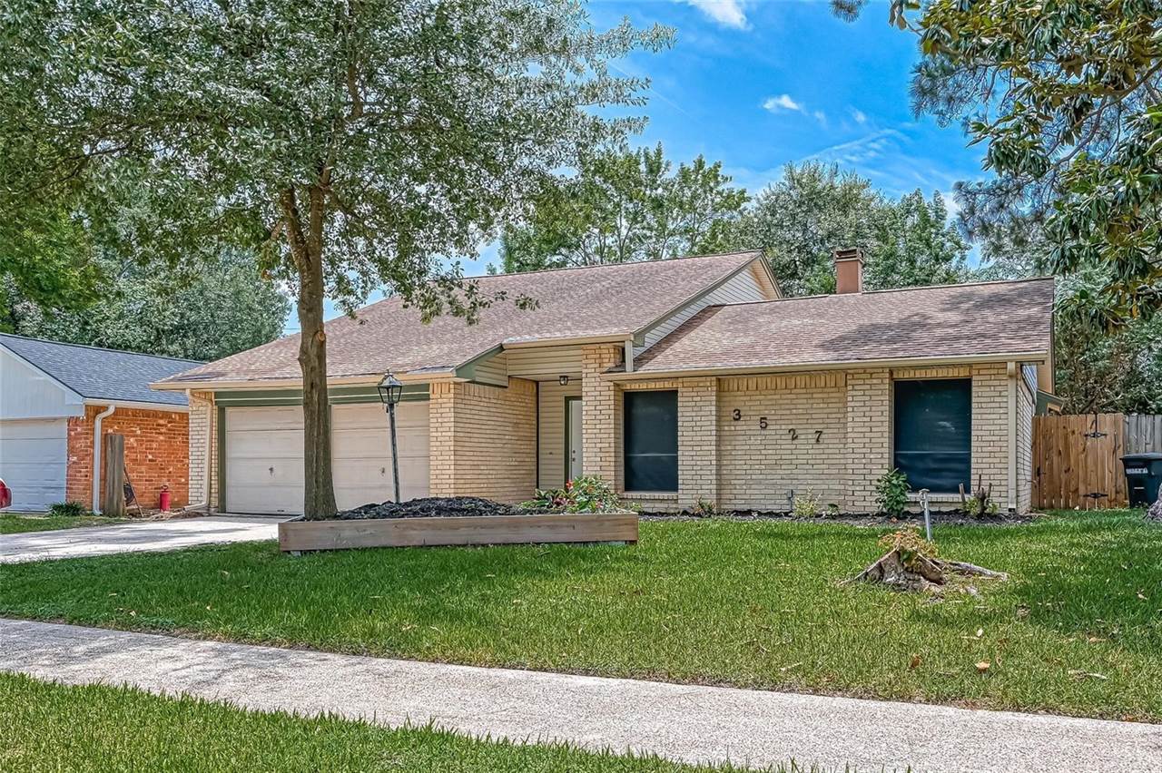 3527 Acorn Springs Lane, Spring, TX 77389