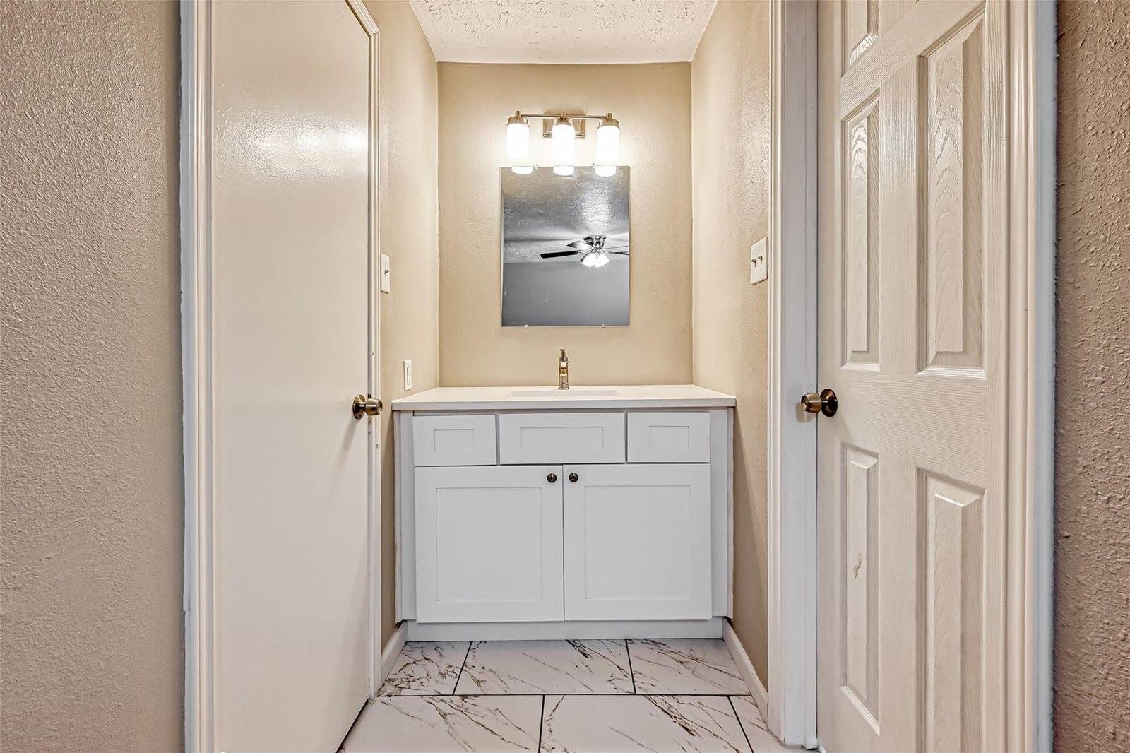 3527 Acorn Springs Lane, Spring, TX 77389