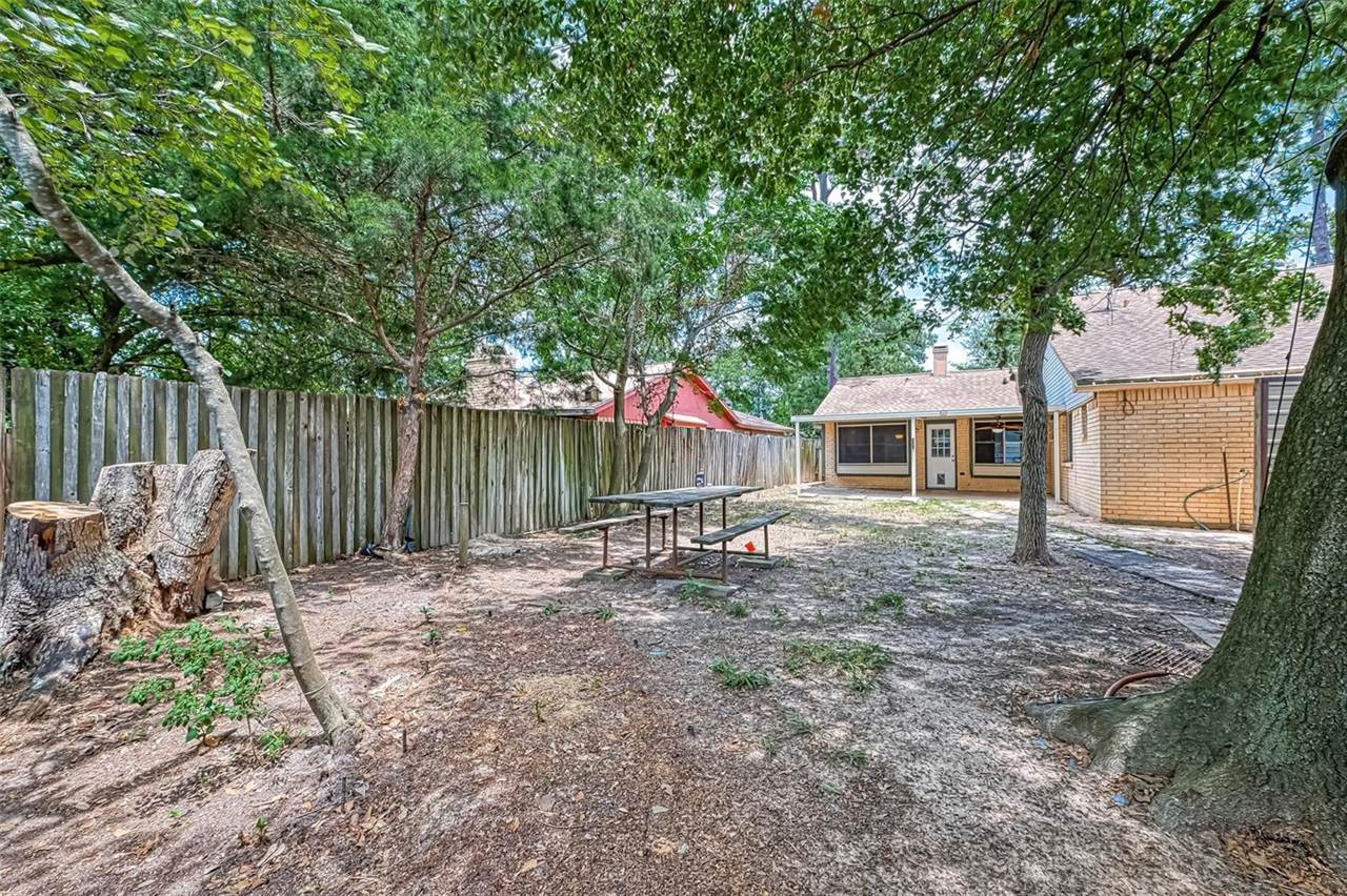 3527 Acorn Springs Lane, Spring, TX 77389