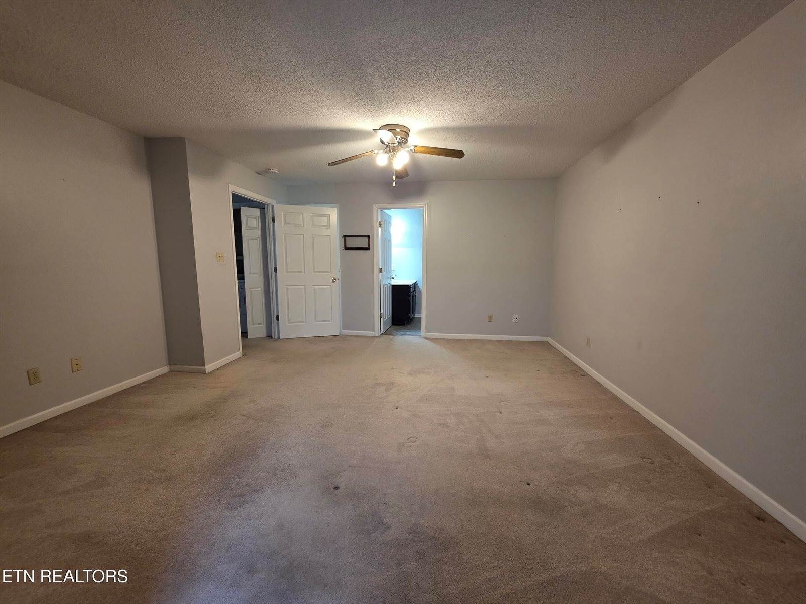 6505 Doe Creek Way, Knoxville, TN 37918