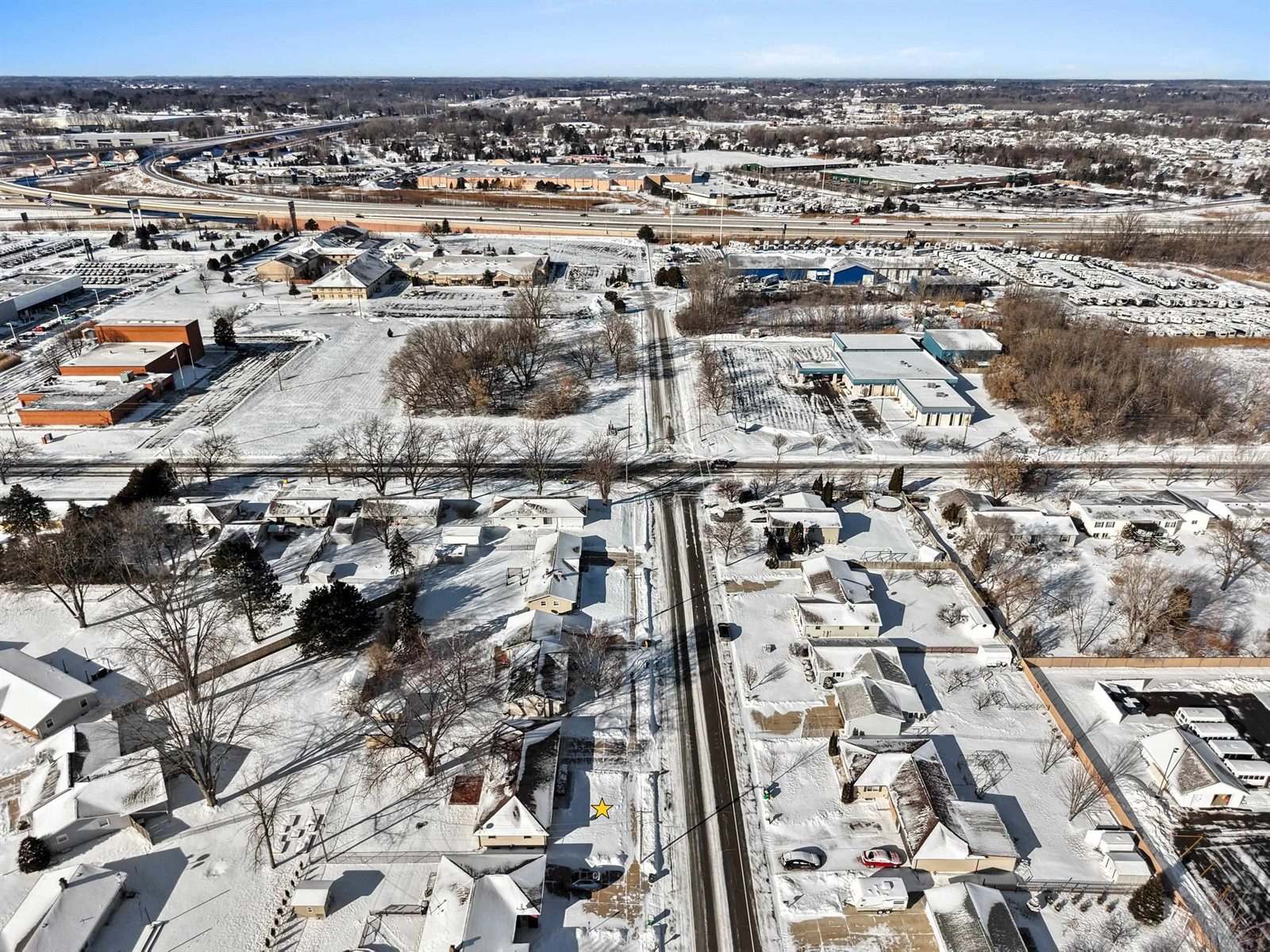 1865 Bond Street, Green Bay, WI 54303