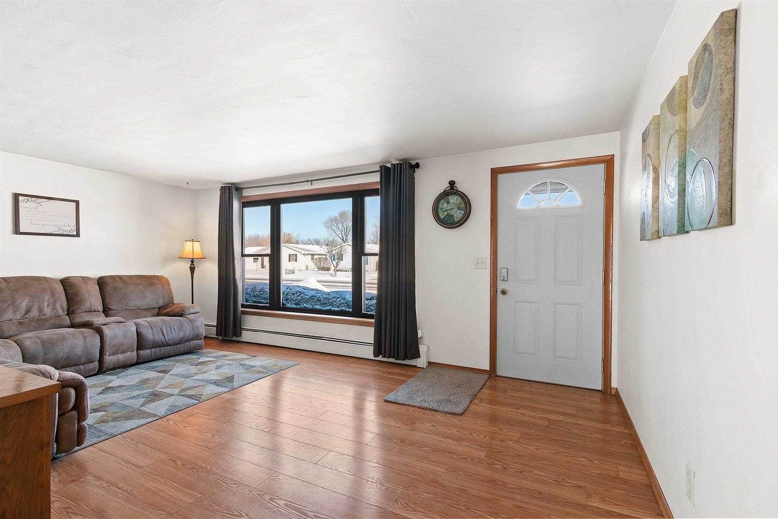 1865 Bond Street, Green Bay, WI 54303