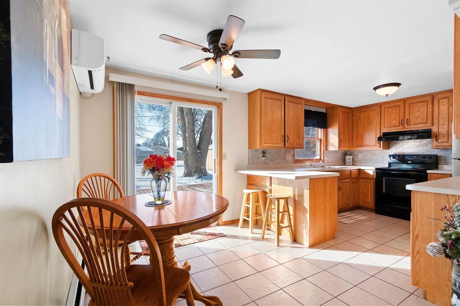 1865 Bond Street, Green Bay, WI 54303