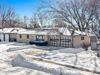 1865 Bond Street, Green Bay, WI 54303