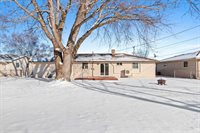 1865 Bond Street, Green Bay, WI 54303