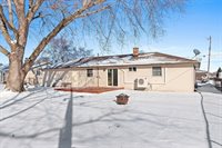 1865 Bond Street, Green Bay, WI 54303