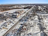 1865 Bond Street, Green Bay, WI 54303