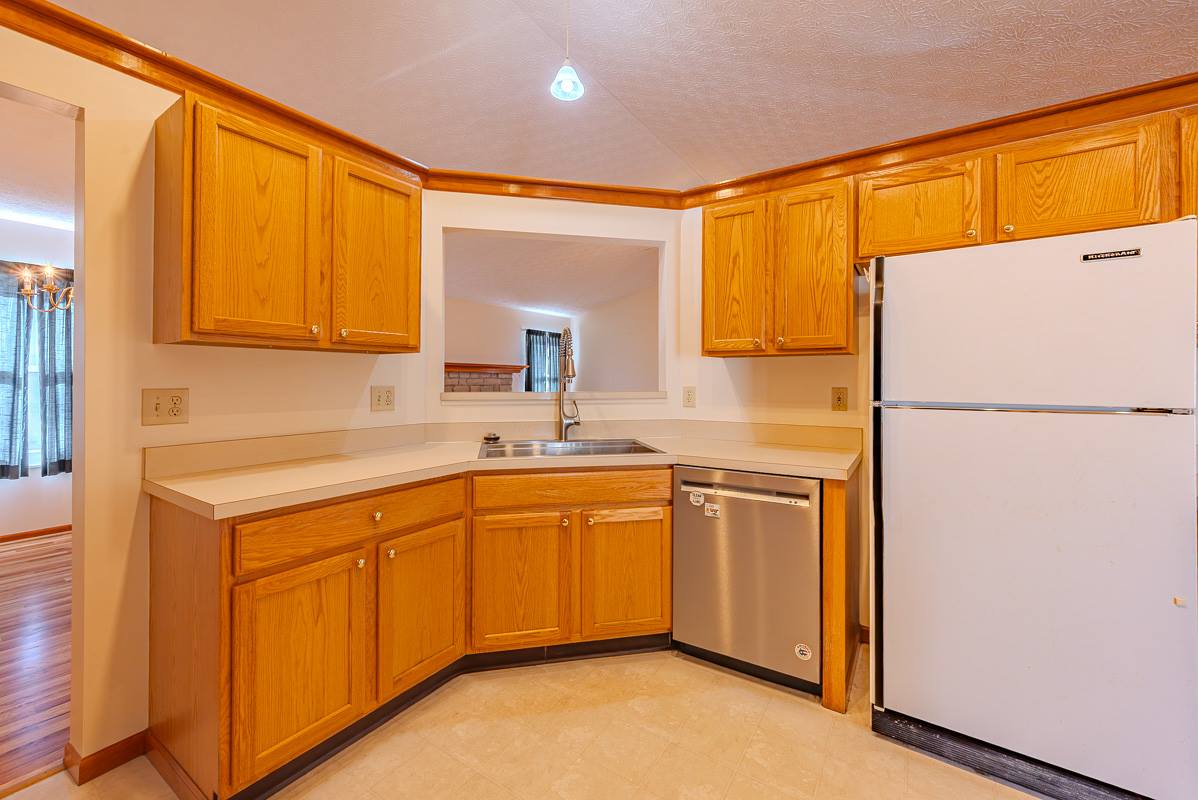 901 Delong Street, Pickerington, OH 43147