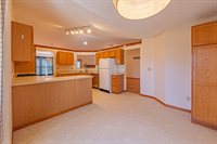 901 Delong Street, Pickerington, OH 43147