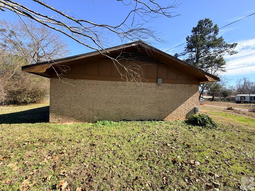 202 Carpenter, Naples, TX 75568