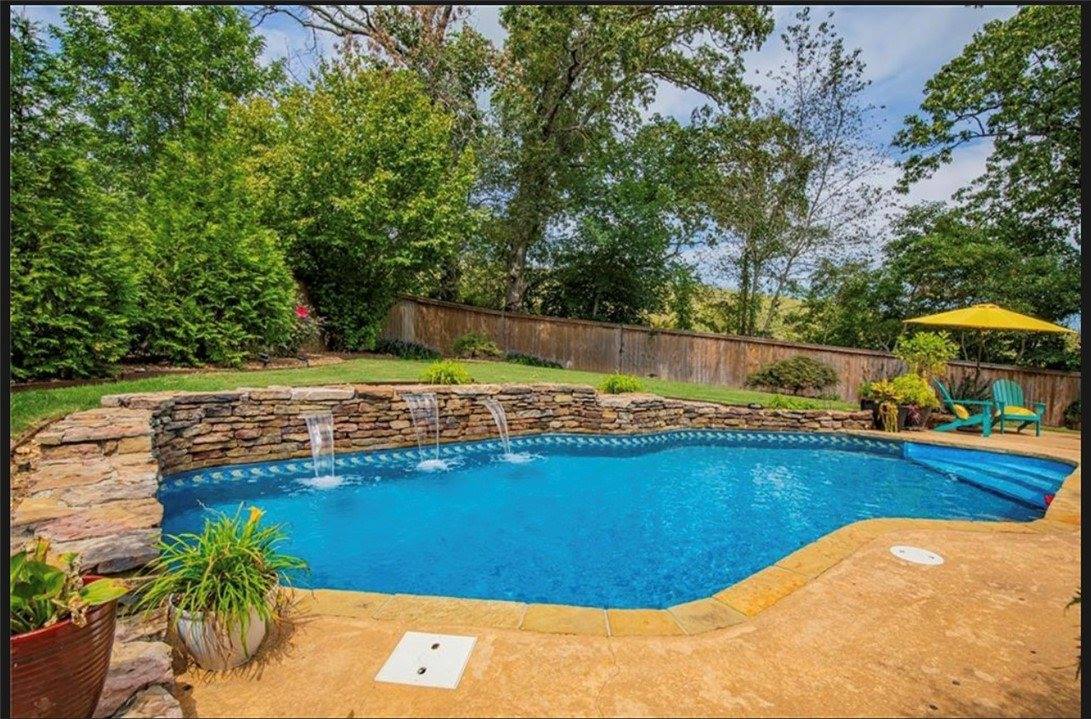 1706 Autumn Avenue, Bentonville, AR 72712