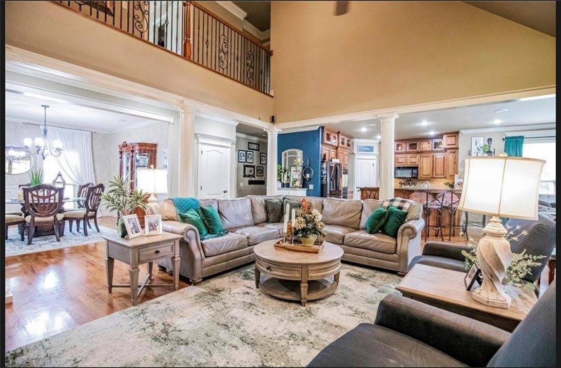 1706 Autumn Avenue, Bentonville, AR 72712